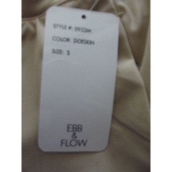 Ebb & Flow Skort Size Small Doeskin Tan Beige shorts/skirt polyester spandex - Picture 9 of 12